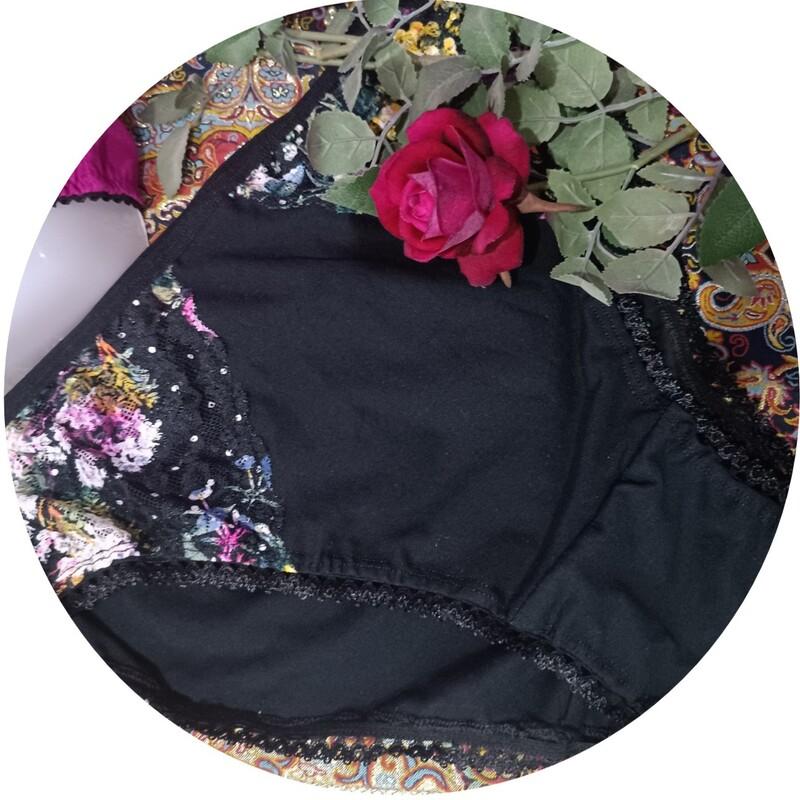 شورت گیپور زنانه فانتزی پشت باز